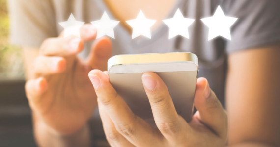 person taking event survey on iphone